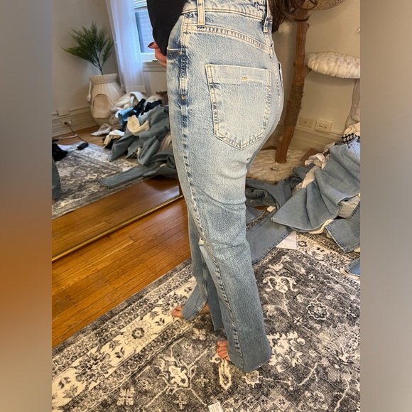 Zara high rise jeans with slit bottom hem - Picture 3 of 3